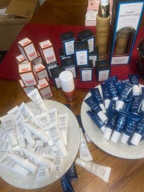 Sunday Riley MINI Skincare Assortment Random set of 10-Pcs